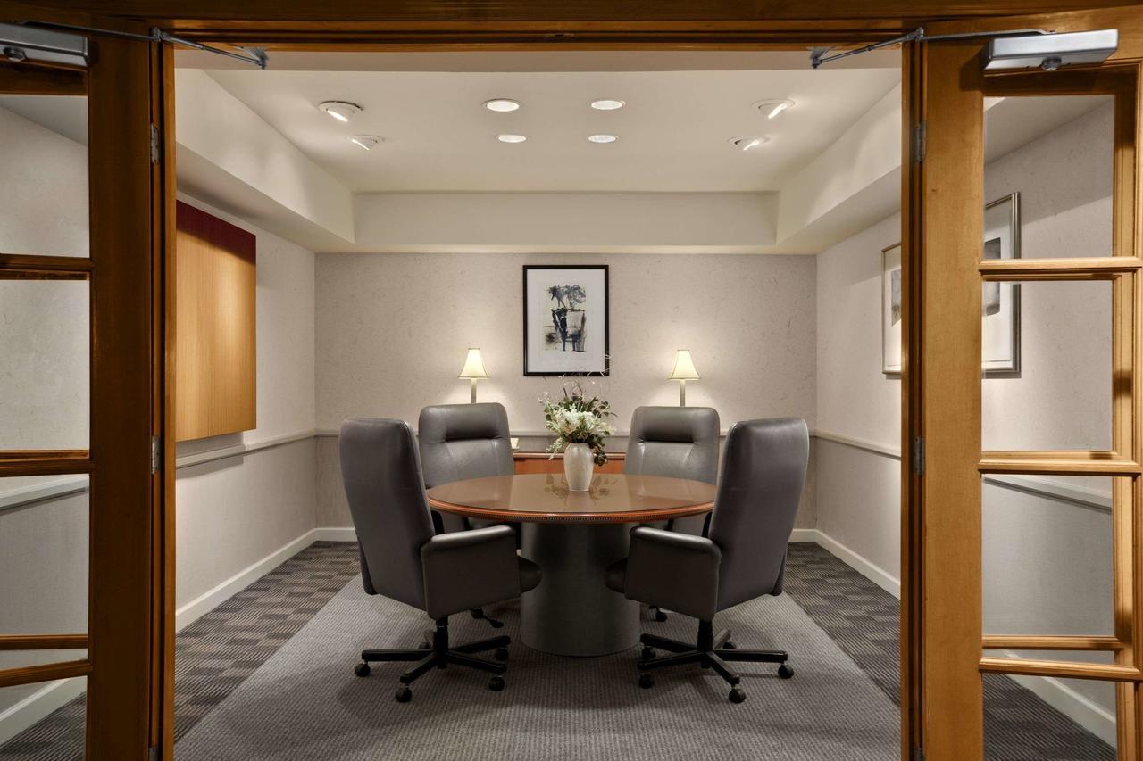 Hawthorn Suites By Wyndham Overland Park Dış mekan fotoğraf