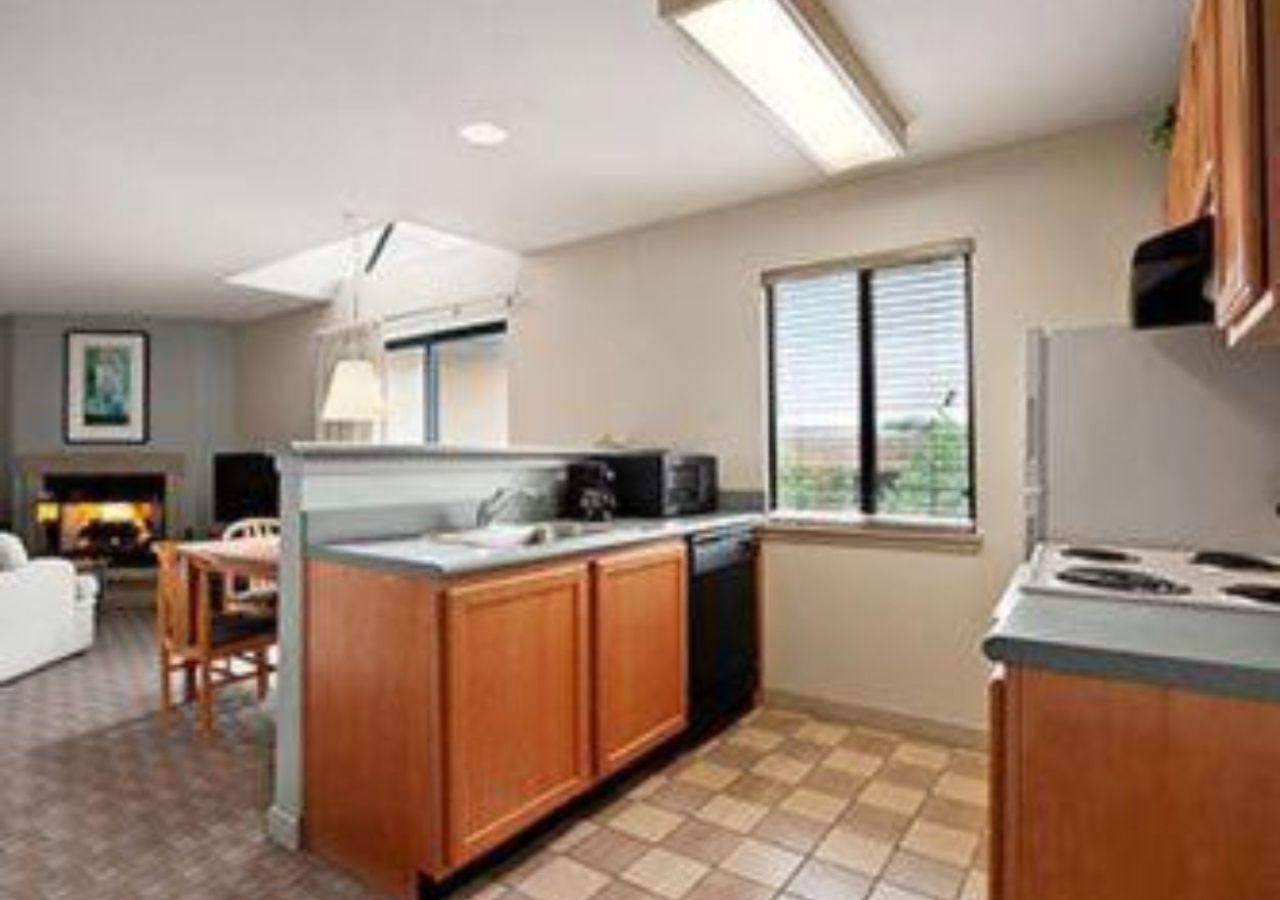 Hawthorn Suites By Wyndham Overland Park Dış mekan fotoğraf